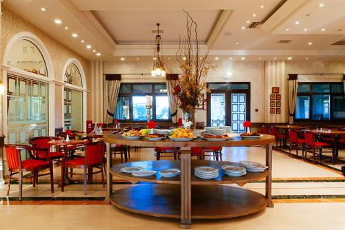 바/라운지, Hotel Aiges Melathron in 베리아