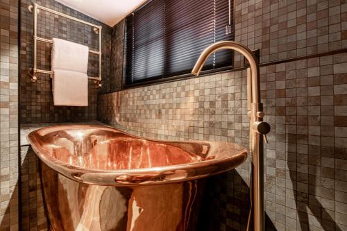 217600378 Boutique Hotel The Craftsmen