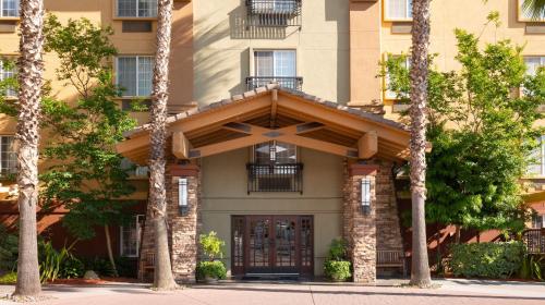 Larkspur Landing Milpitas-An All-Suite Hotel 