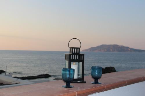  Lanterna sul mare in Favignana