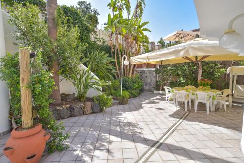  Cocos Ischia in 80077 Ischia