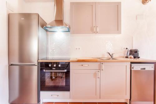 廚房, RUSTIKALPUENTE Escuelas de NIÑAS (RUSTIKALPUENTE Escuelas de NINAS) in 阿拉斯德洛索爾莫斯