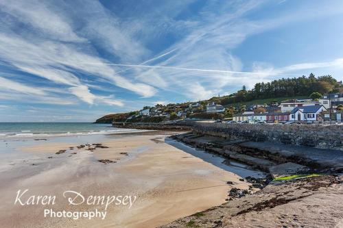 ชายหาด, Accommodation @ 32 in ดันการ์แวน