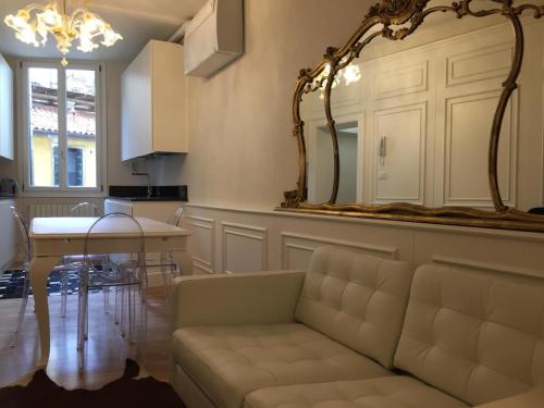  San Marco square apartament, Pension in Venedig