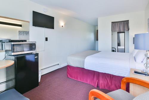The Saco Motel