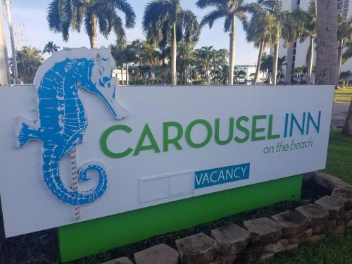 Carousel Beach Inn - image 5