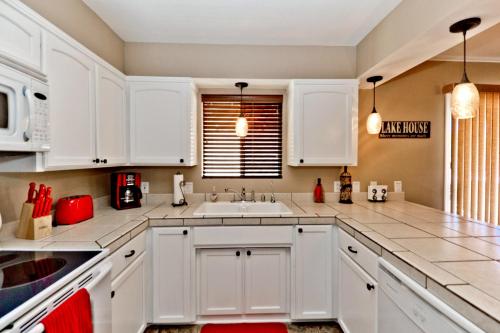 Cosnina Home - image 2