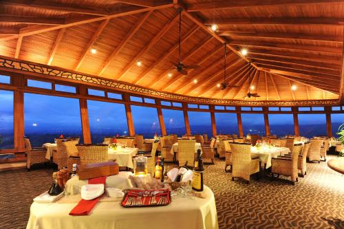Food and beverages, The Springs Resort & Spa at Arenal in La Fortuna