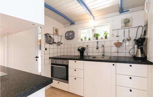 Konyha, Borkjehuzed in Ronne