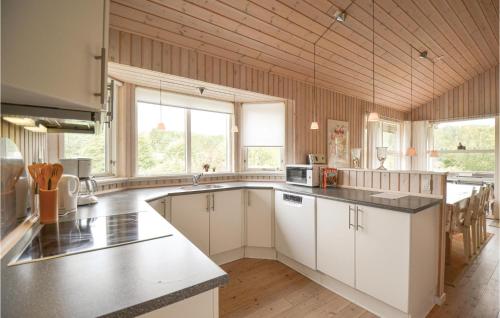 Kitchen, Holiday Home Hvidmosevej Ebeltoft Iv in Femmoller