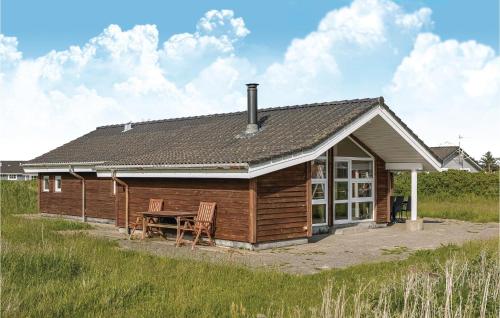  Lovely Home In Løkken With Kitchen in Løkken