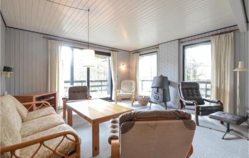 Three-Bedroom Holiday Home In Hurup Thy in Sindrup