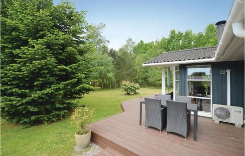 Exterior view, Holiday Home Krondyrstien Væggerløse Denm in Idestrup