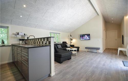  Amazing Home In Toftlund With 3 Bedrooms And Wifi in Toftlund