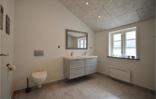  Amazing Home In Toftlund With 3 Bedrooms And Wifi in Toftlund