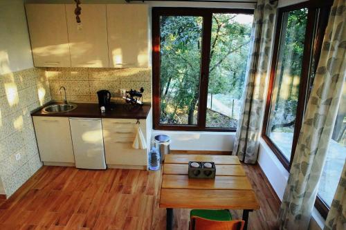 Kitchen, Donkey Farm Martinici - Farma magaraca Martinici in Danilovgrad
