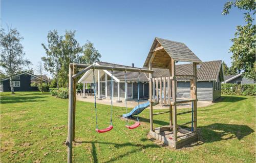  Amazing Home In Vggerlse With 4 Bedrooms, Sauna And Wifi in Bøtø By
