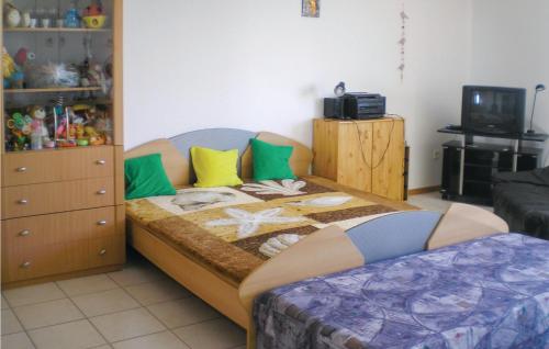  Beautiful apartment in Balatonalmádi w/ WiFi and 3 Bedrooms in Balatonalmádi