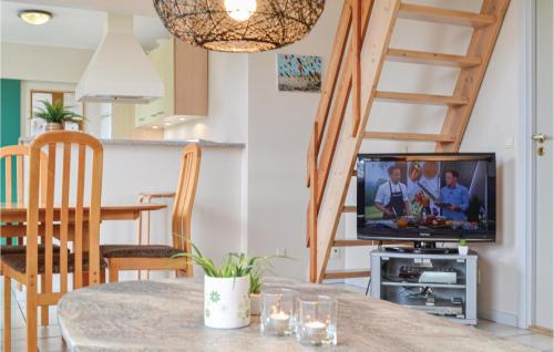  Amazing Home In Hvide Sande With 2 Bedrooms, Sauna And Wifi in Bjerregård