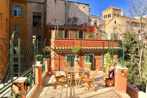 Santa Prassede Rooftop Terrace Studio