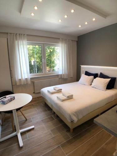 Aramis Studio Hotel - Accommodation - Luxembourg