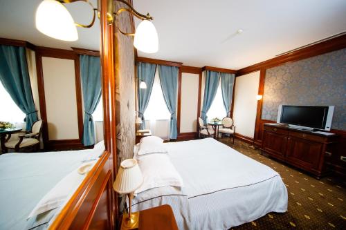 บริการและสิ่งอำนวยความสะดวก, Hotel Select in ลาซี