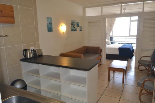 Kitchen, Driftsands Sea View Flats in Uvongo Beach