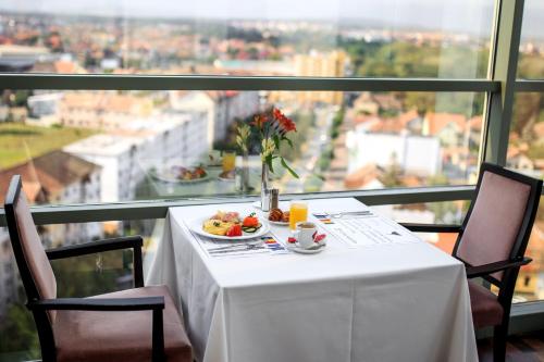 Hotel Golden Tulip Ana Tower Sibiu - image 8