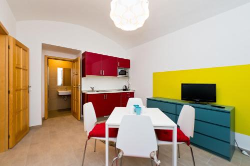 Budget Apartment – Prague, NY