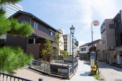 KIKI HOTEL