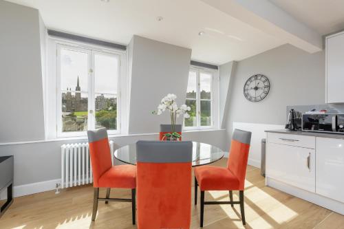 Destiny Scotland Hanover Apartments - image 9