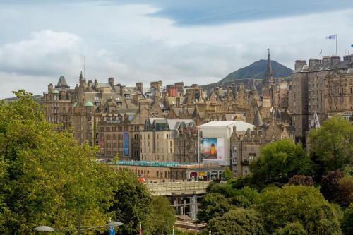 Destiny Scotland Hanover Apartments - image 13