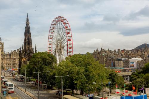 Destiny Scotland Hanover Apartments - image 4