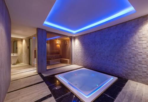 217761224 Ramada Hotel & Suites by Wyndham Al Qassim
