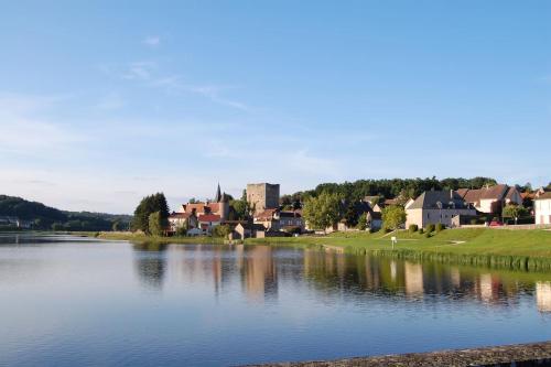 Gîte de Franc Saône et Loire référencé 1961 Les Perrières entre Autun et Le Creusot chez Maymard Yannick