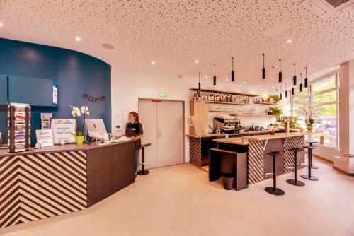 Facilities, The People - Paris Bercy in 12th - Bercy - Gare de Lyon