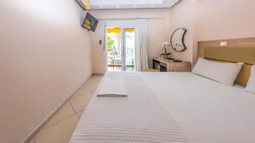 Le Monde SeaView Suites