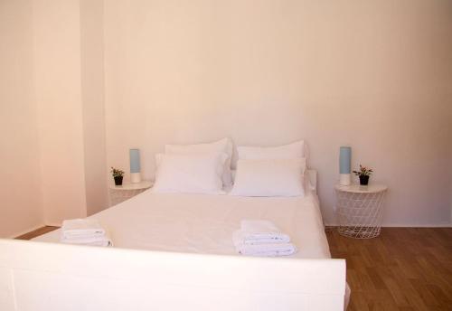  Villa Anita (Pool, Beach & Golf Holidays), Unterkunft in Charneca