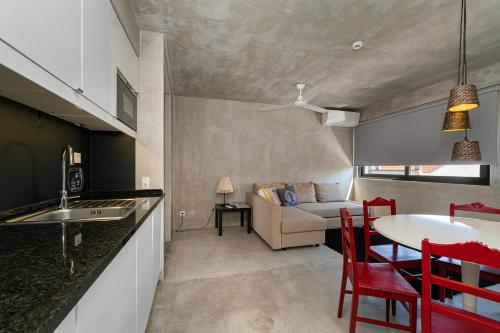 N1 Hostel Apartments and Suites in Santarem