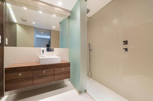 N1 Hostel Apartments and Suites - 화장실