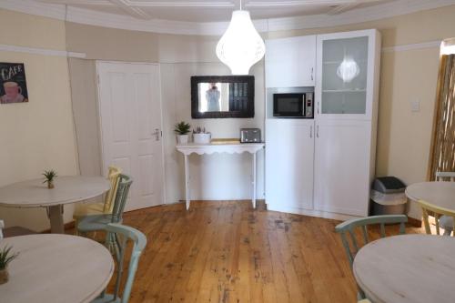 Amber Light Wilderness Beach Cottage – Wilderness, MO