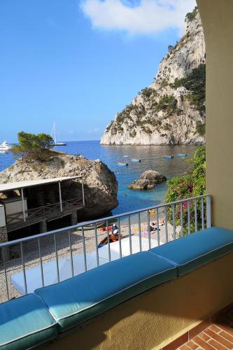  Capri beach relais Oltremare in Capri