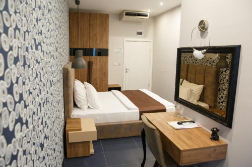 Hotel Crystal Light - image 13