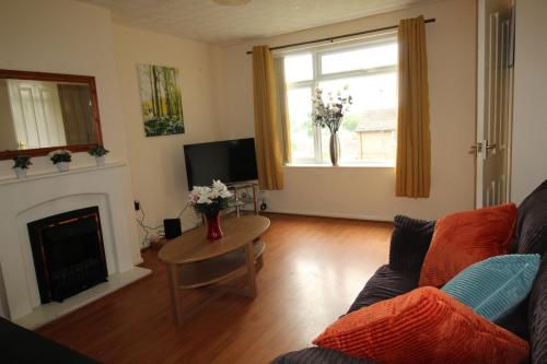 Cowsley House - image 10