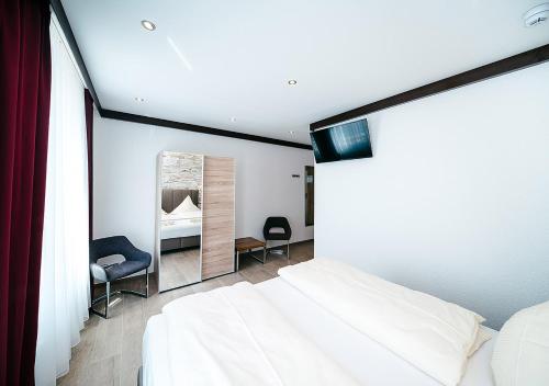 Photo - Central City Hotel