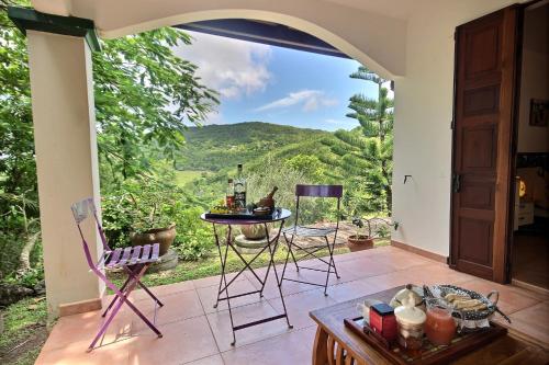 المرافق, Studio Amigos in Le Diamant