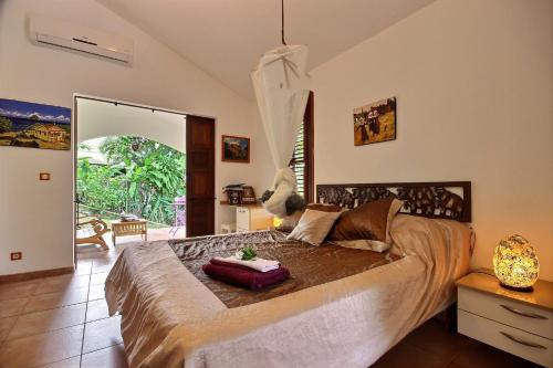 المرافق, Studio Amigos in Le Diamant