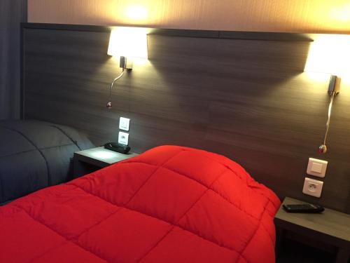 2 twin beds