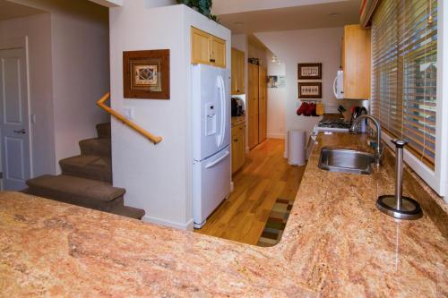Saddle Ridge Townhome I-5 - image 2
