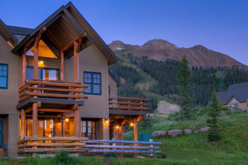 Saddle Ridge Townhome I-5 in Big Sky, USA